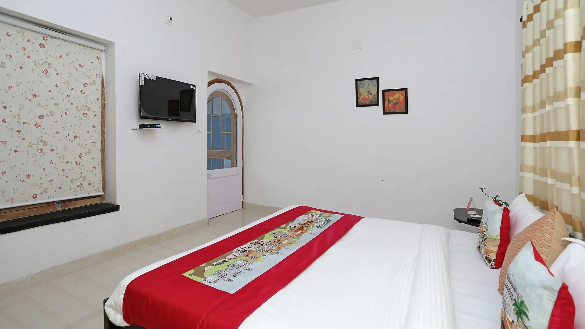 Oyo Home 10298 Near Sukhadia Circle Udaipur